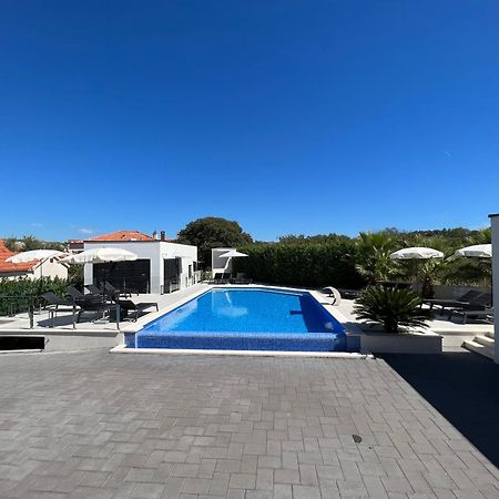 Holiday Luxury Resort Sundance Trogir Exterior foto