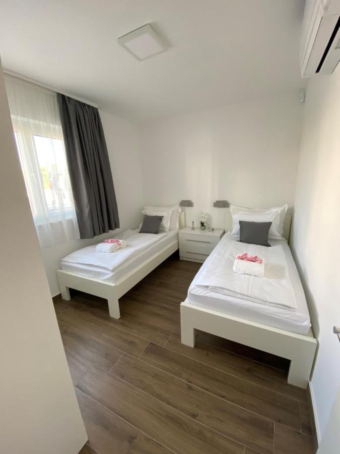 Holiday Luxury Resort Sundance Trogir Exterior foto
