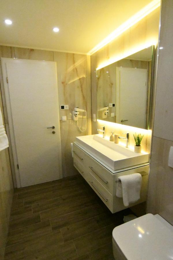 Holiday Luxury Resort Sundance Trogir Exterior foto